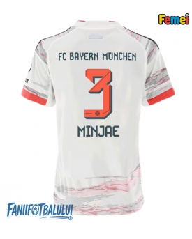 Bayern Munich Kim Min-jae #3 Tricou Fotbal Replică 2025-26 Femei Deplasare
